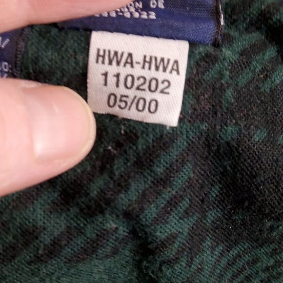 Vintage Men's Tommy Hilfiger Windbreaker - Picture 11 of 12